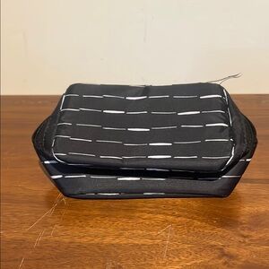 Thirty One Jewelry Zip Case